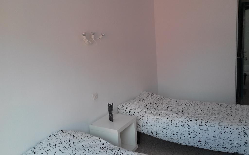 Hostal San Carlos Otel Lloret de Mar Dış mekan fotoğraf